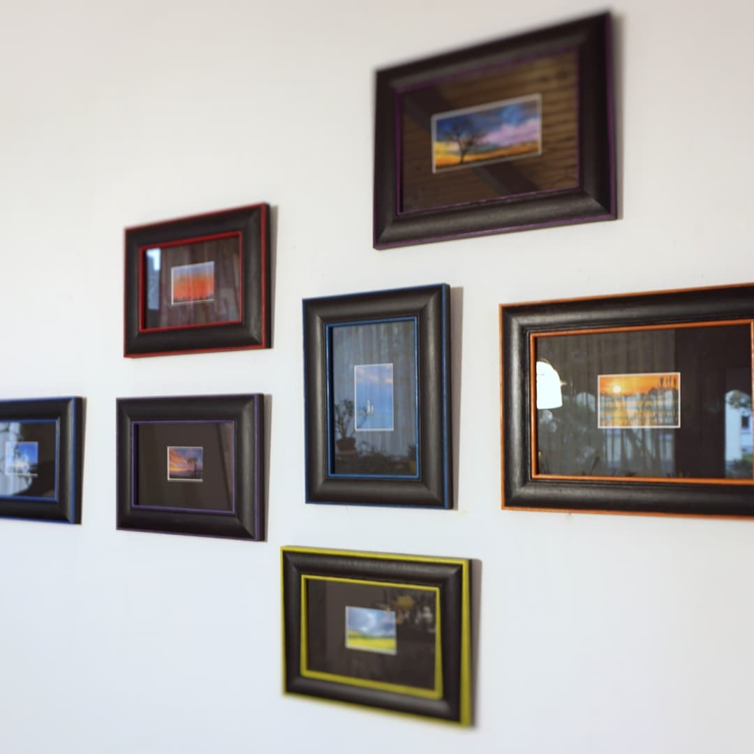 Bilderwand mit 7 Miniaturbilder aus Serie "Black Energy"