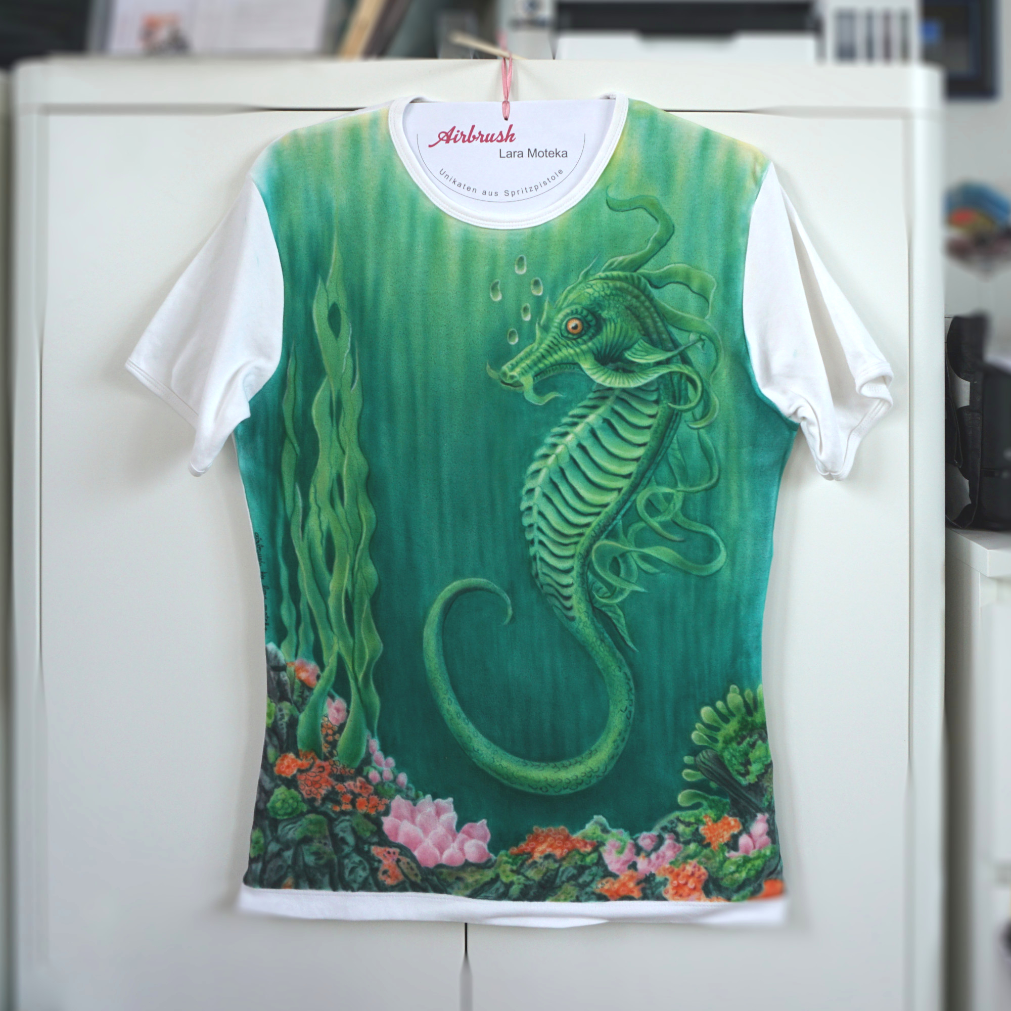 seepferdchen-airbrush_t_shirt-lara_moteka